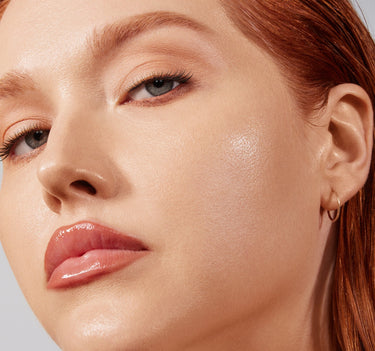 Lightform Extended Hydration Foundation {Light 05N}