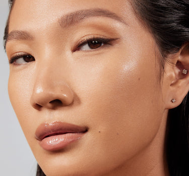 Lightform Extended Hydration Foundation {Light 07W}