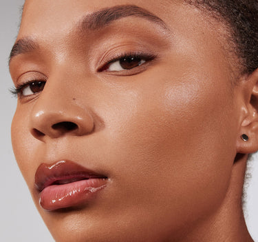 Lightform Extended Hydration Foundation {Rich 23C}